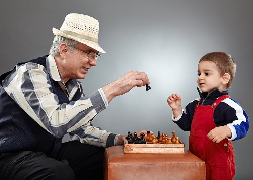 Enseñando ajedrez a los niños